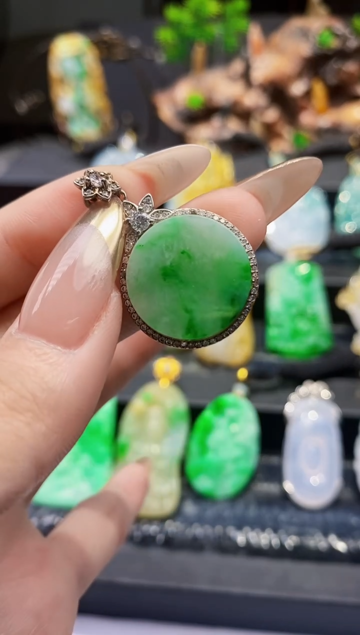 【闪购商品】定制翡翠未镶嵌翡翠A货