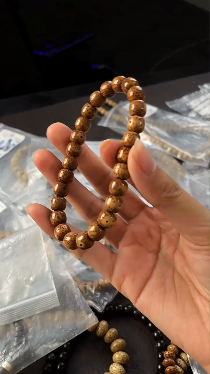 星月菩提手串精工级浅珀桶珠9*8手串