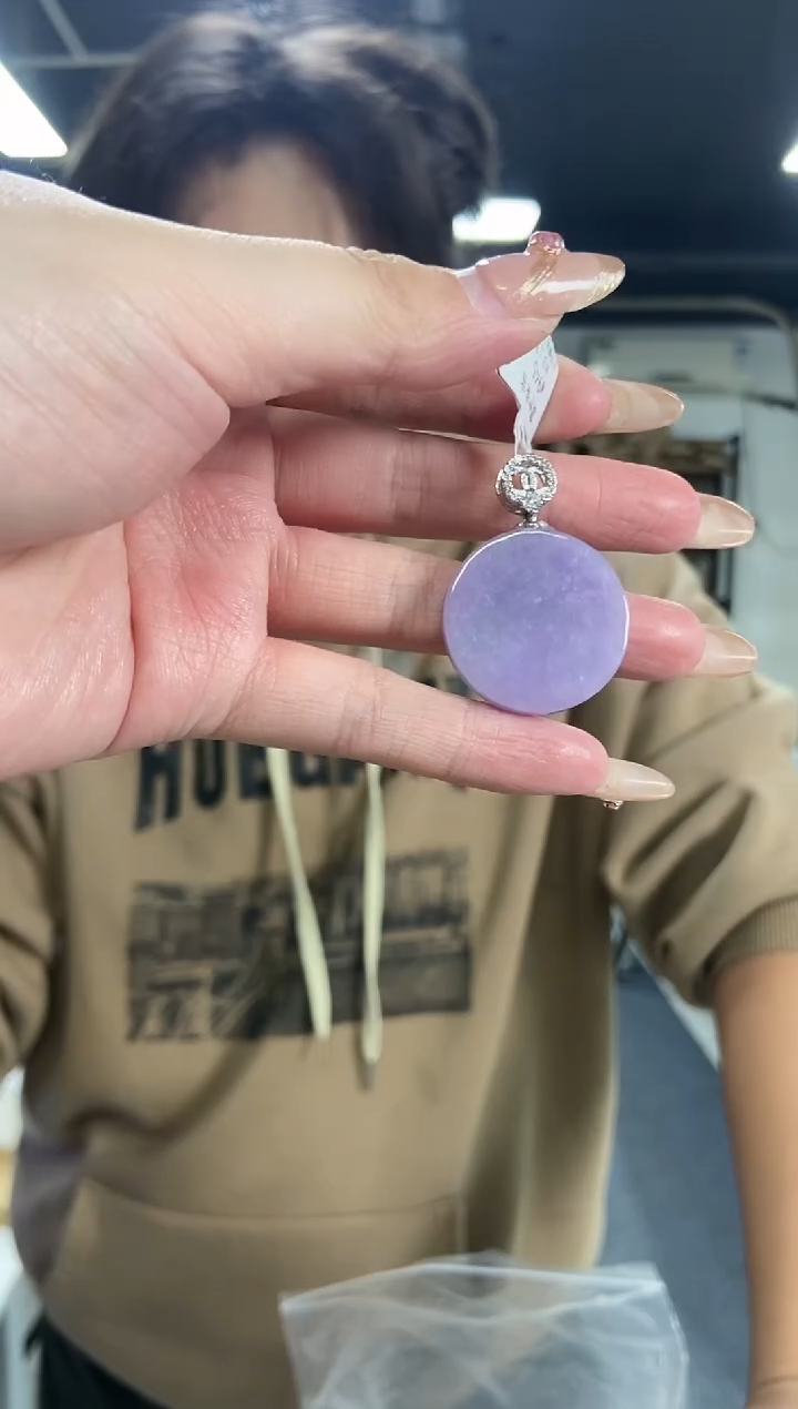 【闪购商品】翡翠吊坠(不含链)未镶嵌多样性发其一颜色微差