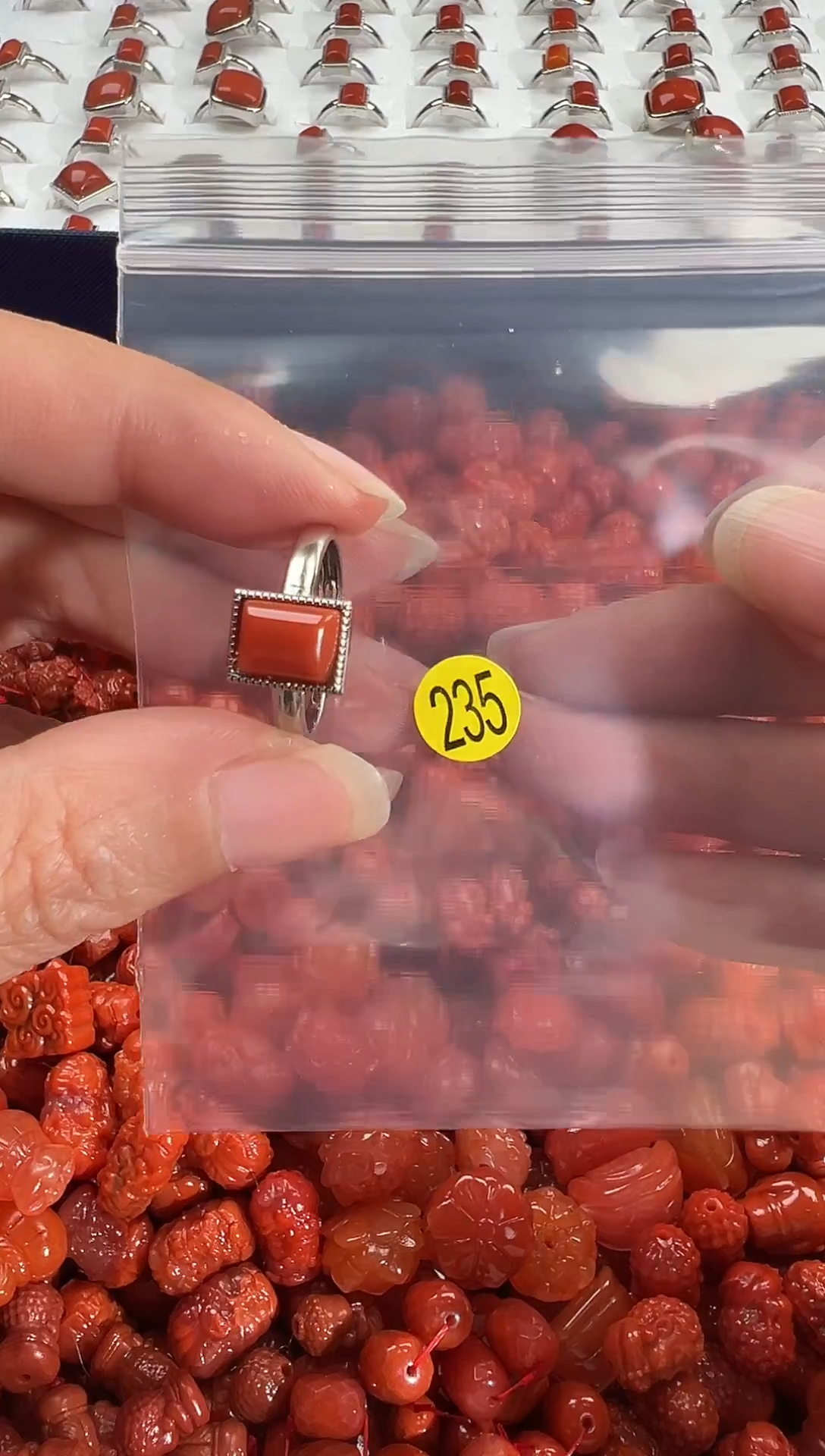 颈饰未镶嵌南红玛瑙1