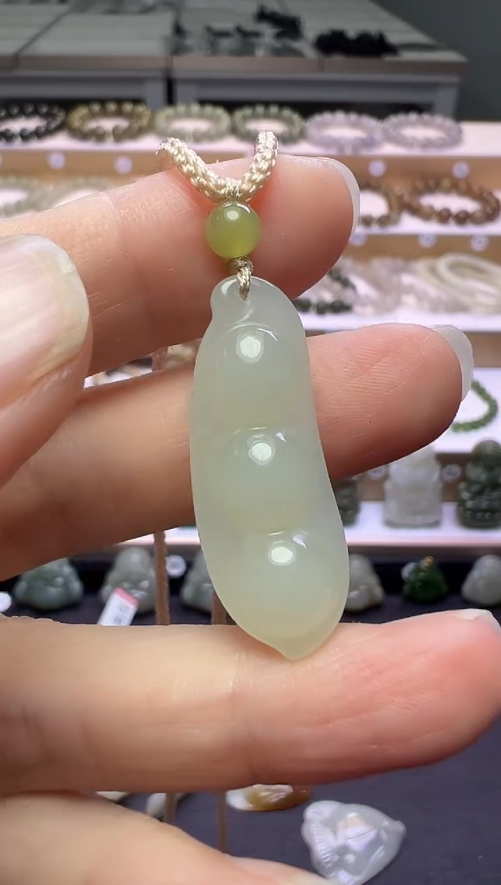 颈饰未镶嵌和田玉233号链接