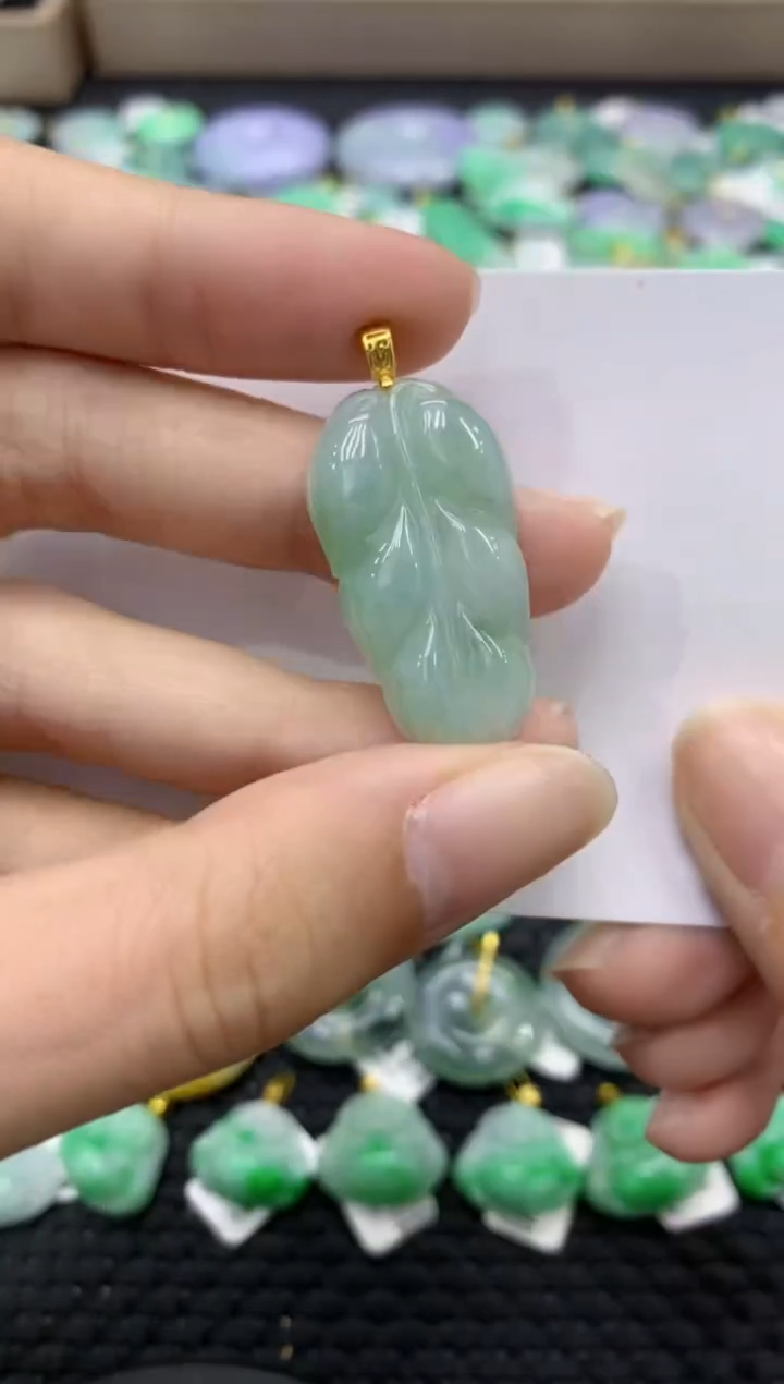 颈饰未镶嵌翡翠天然缅甸翡翠A货