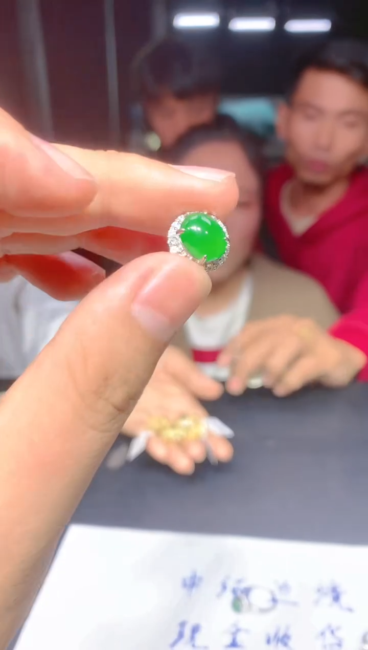 【闪购商品】定制翡翠未镶嵌44定制翡翠多样性发其一