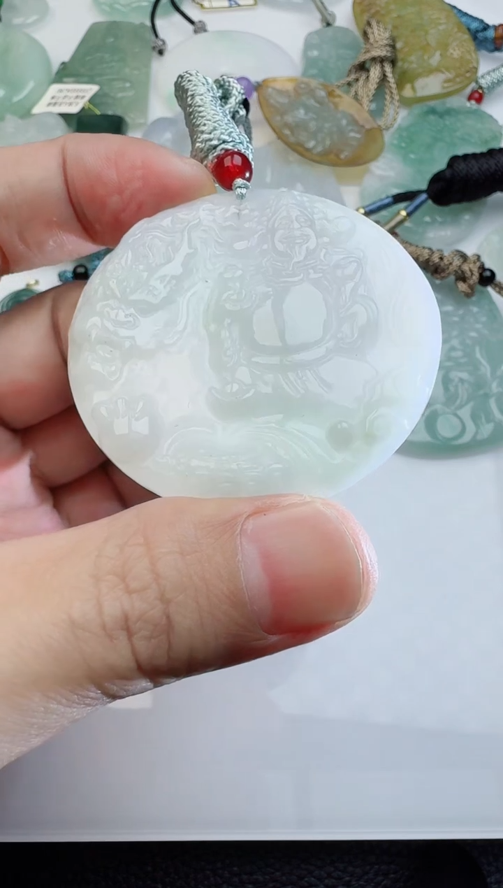 【闪购商品】翡翠颈饰未镶嵌11111111111