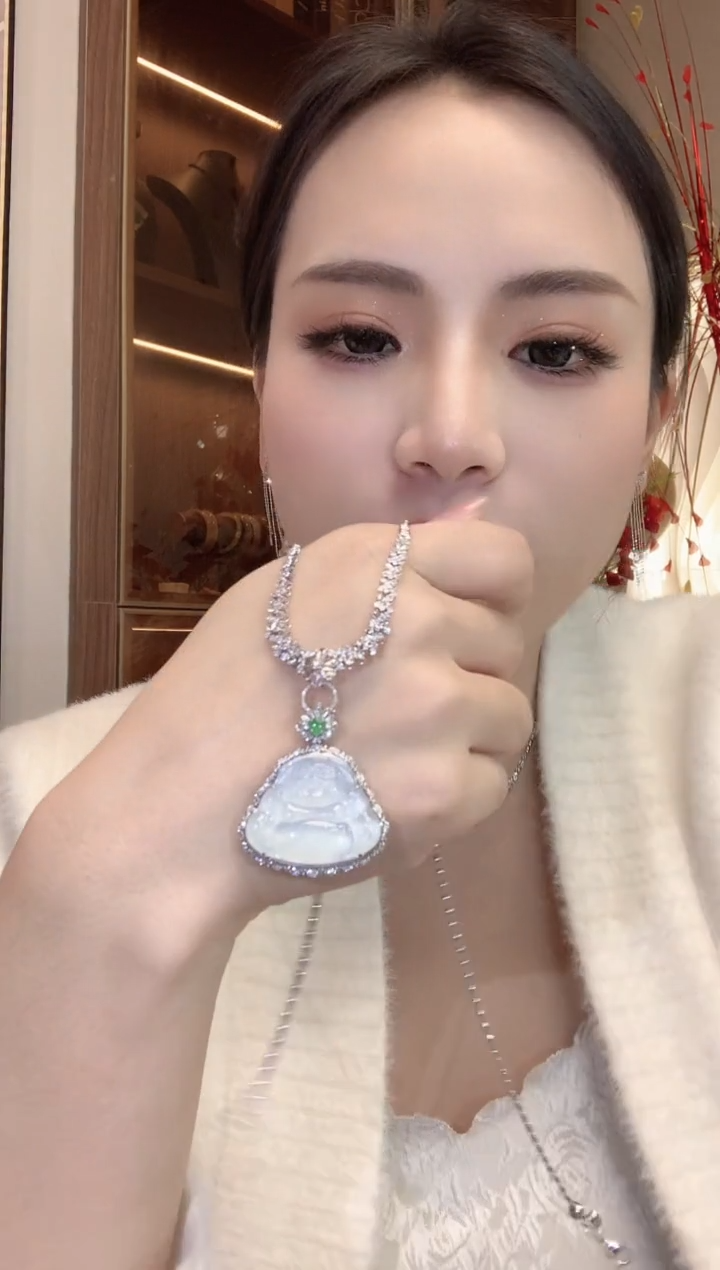 【闪购商品】翡翠吊坠(不含链)18K金镶嵌D39 多样性发货一件