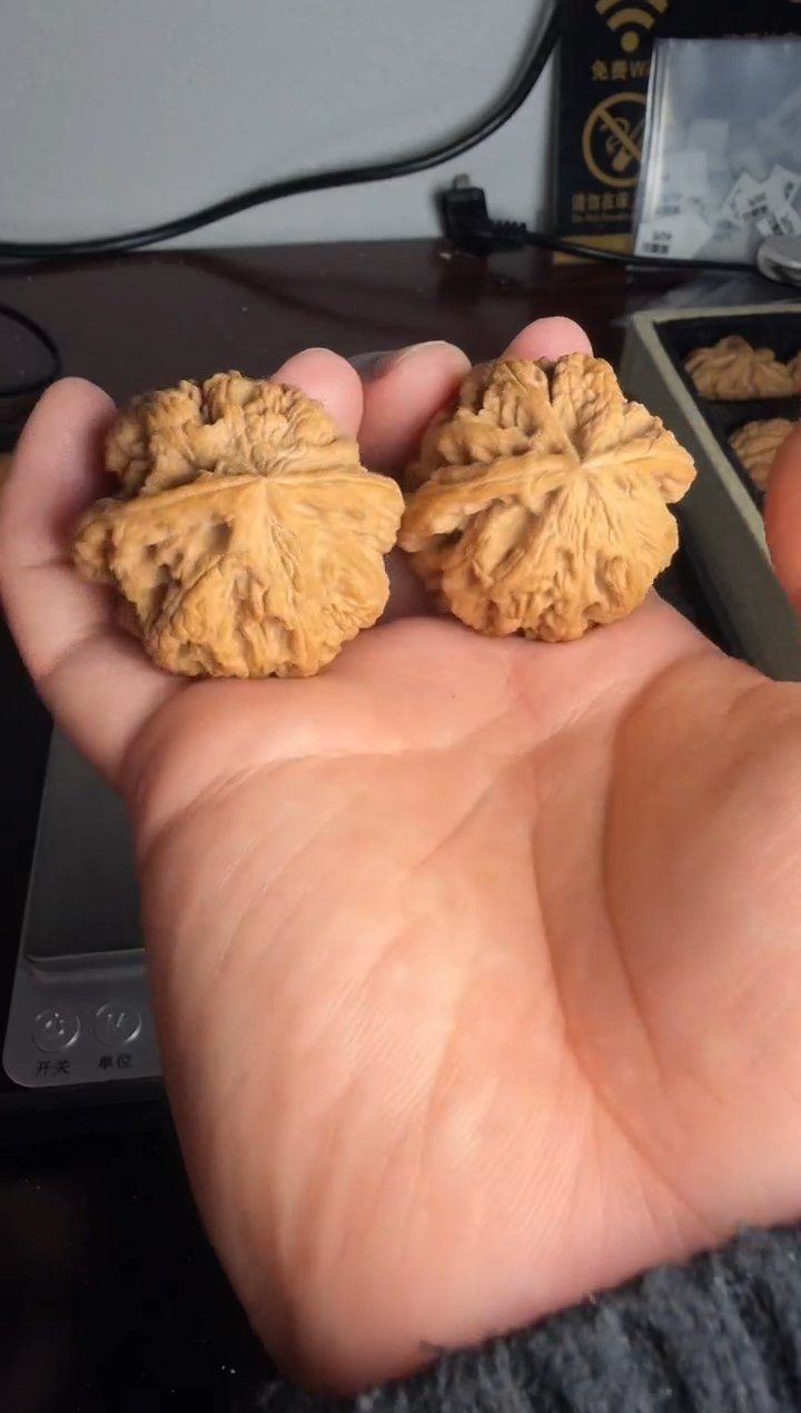 吊坠文玩核桃41.2尺全品大粗筋