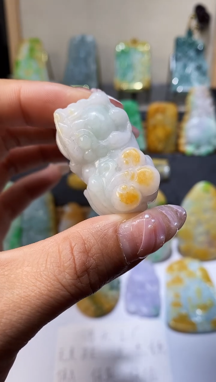 【闪购商品】翡翠颈饰未镶嵌翡翠A货