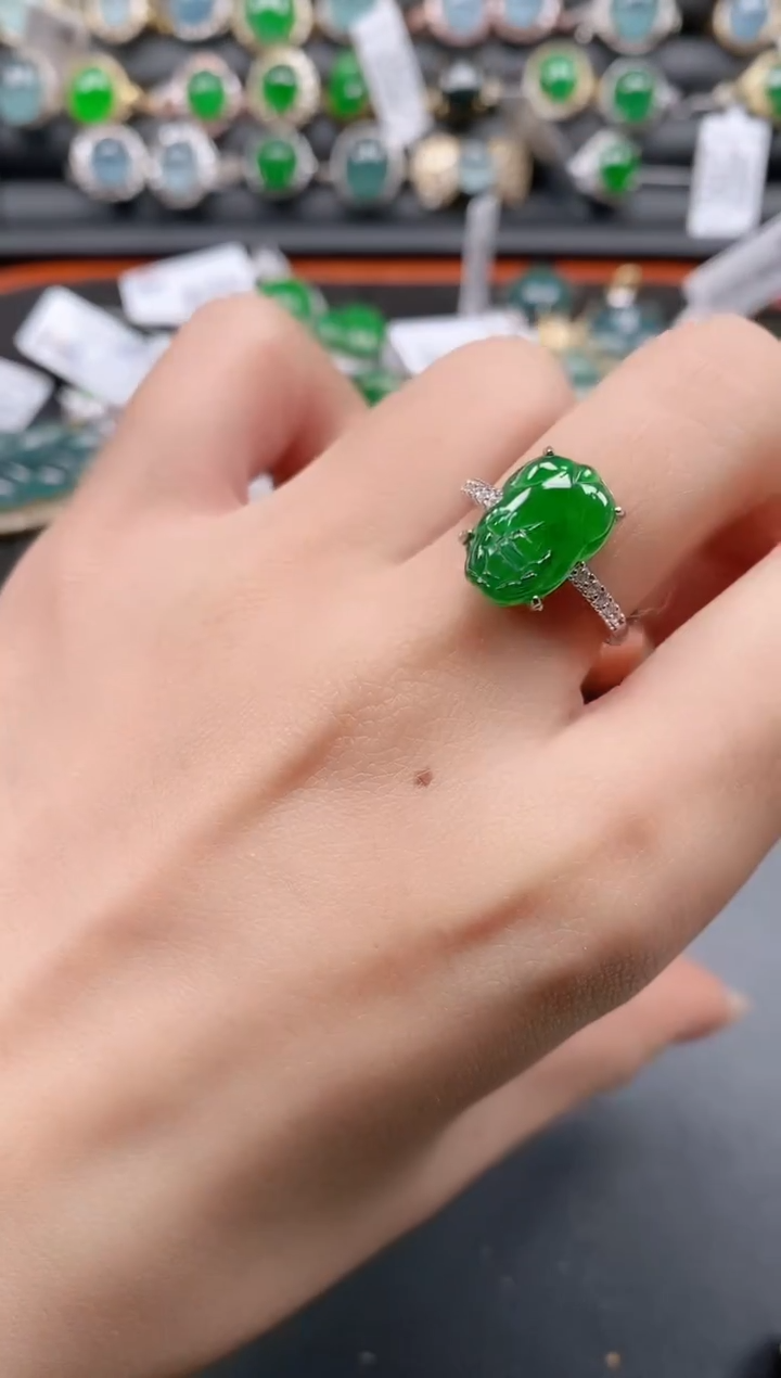 银S925镶嵌戒指翡翠111