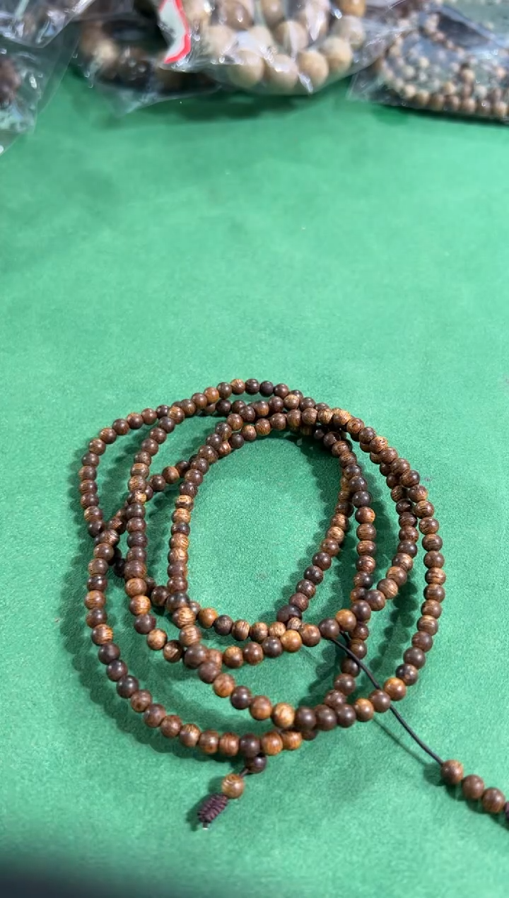 【闪购商品】沉香手把件148号文莱红油多样性发一