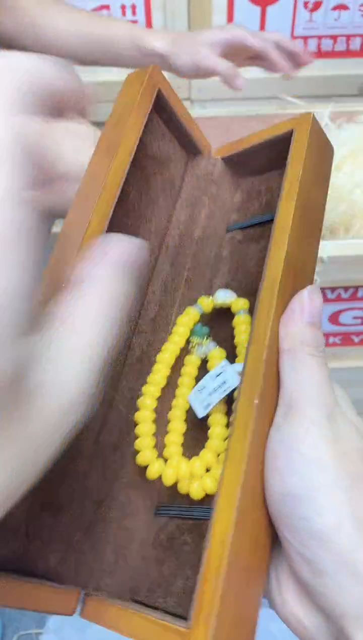 精选闪购手串搭配无礼盒