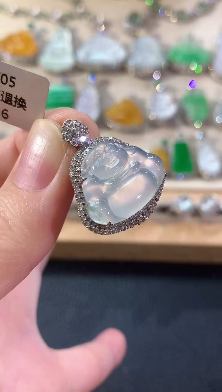 吊坠(不含链)18K金镶嵌翡翠冬日珠宝Q124