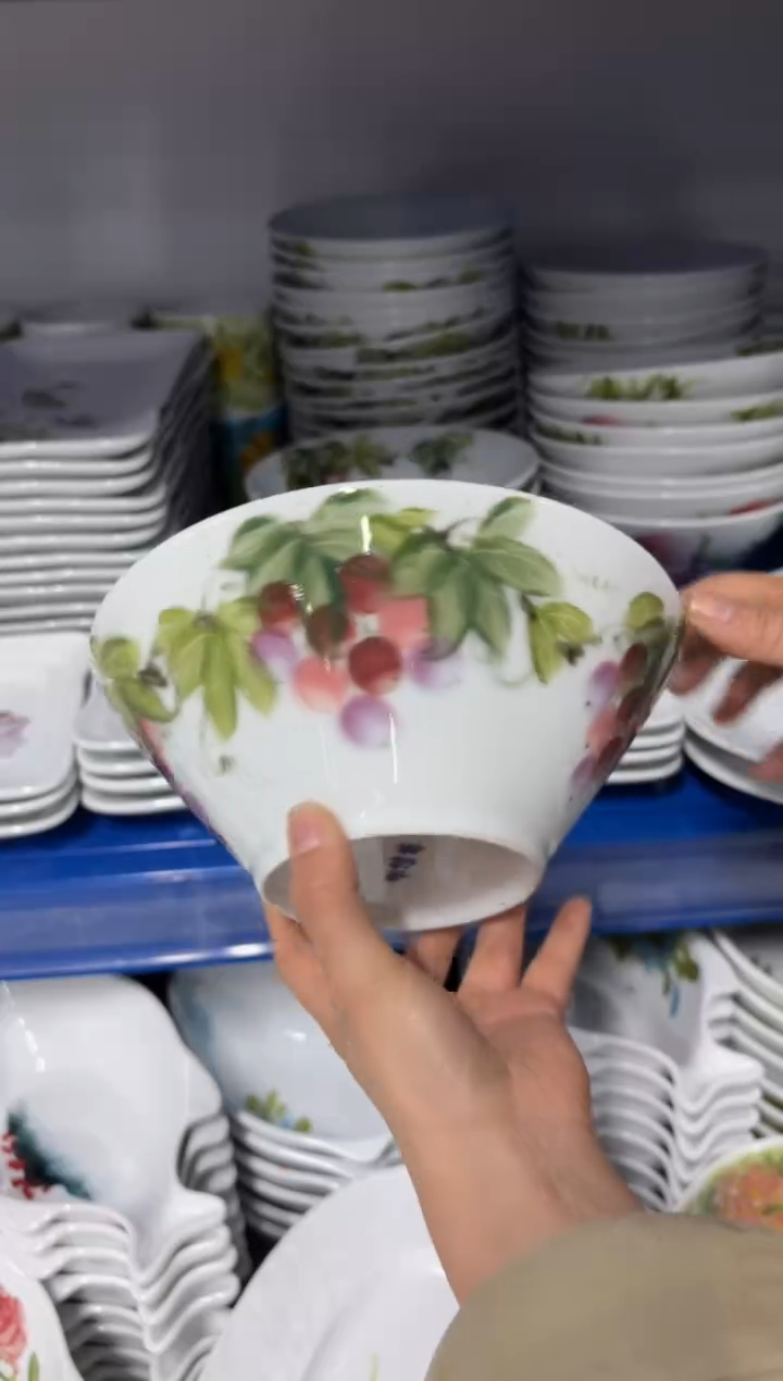 景德镇手绘釉中彩（食品级）大斗笠面碗