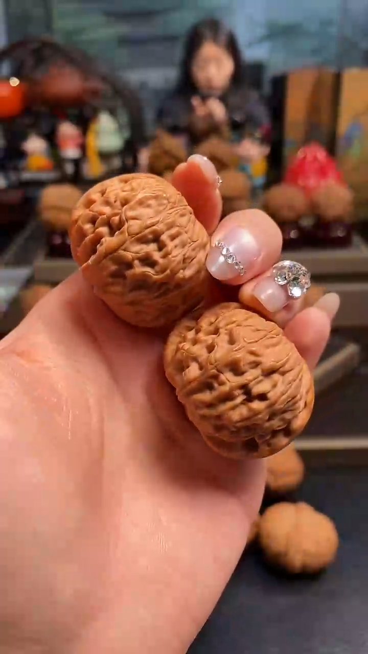 【闪购商品】文玩核桃把件H769磨盘38