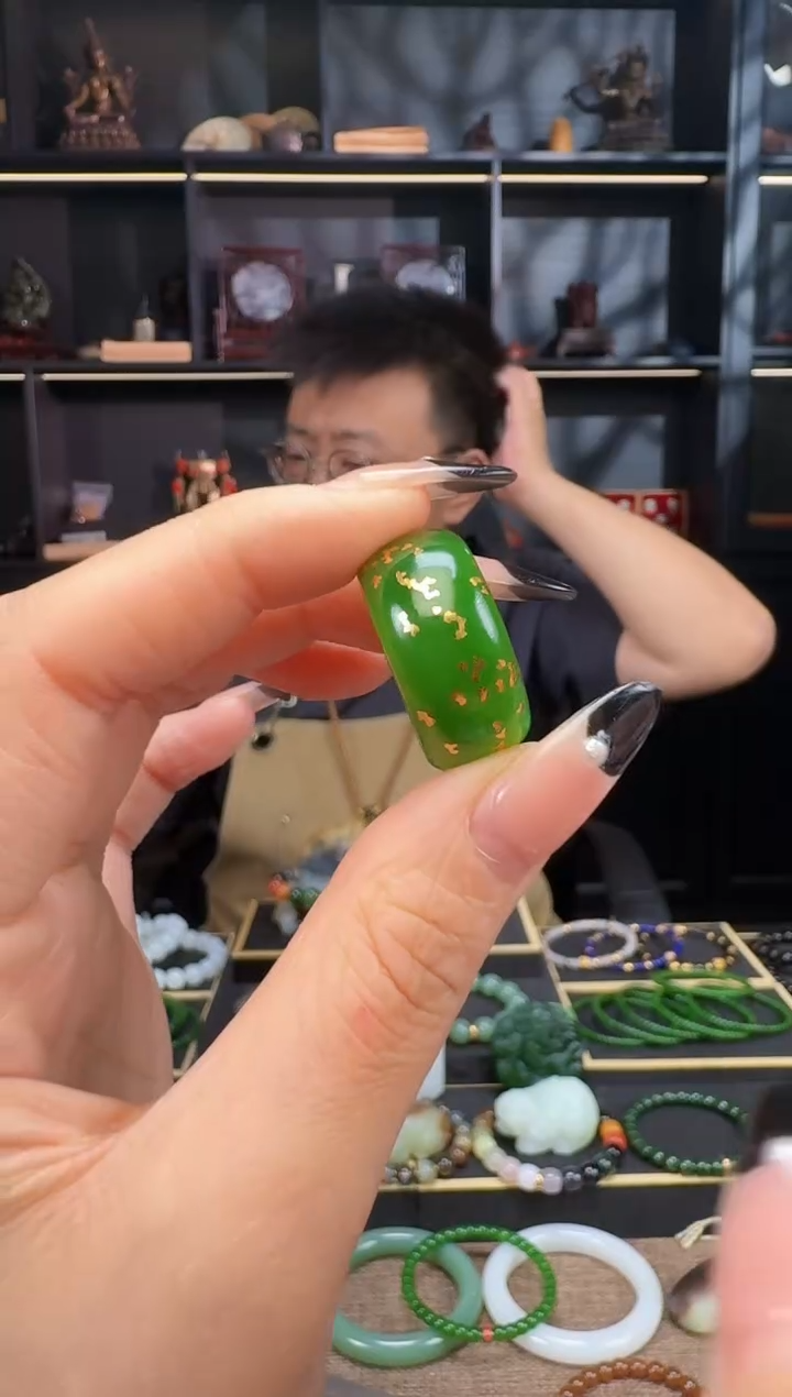 和田玉未镶嵌颈饰碧玉戒指18.5mm