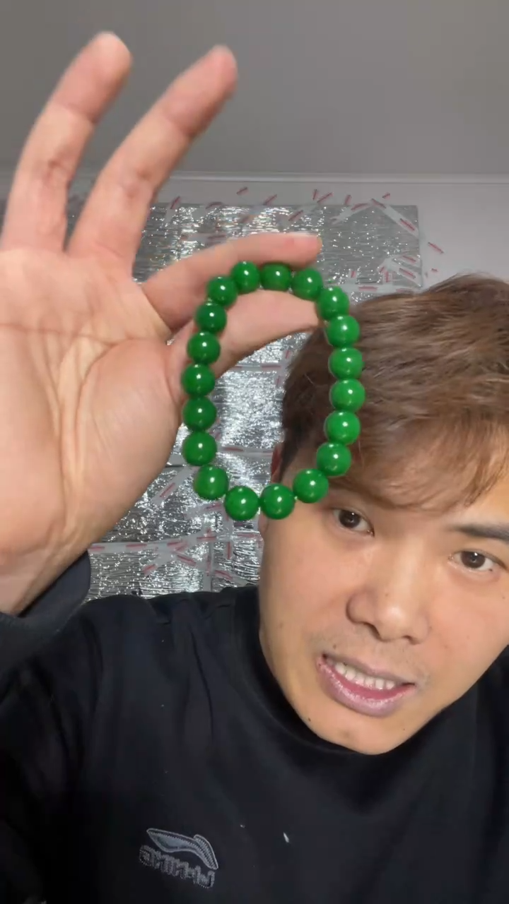 无非金属菠菜绿10m手串