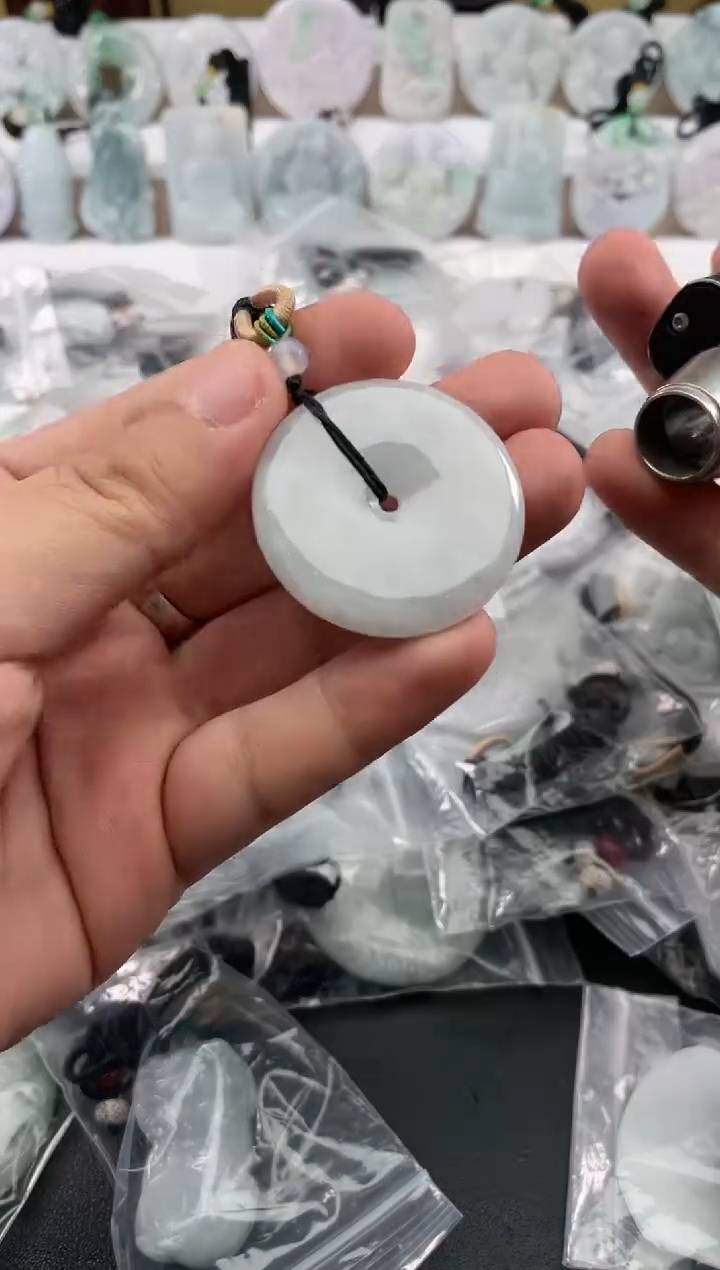 颈饰未镶嵌翡翠25/12/9/.25