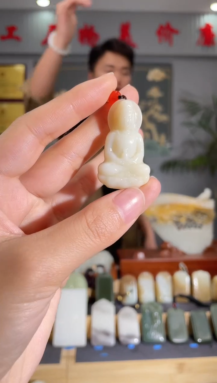 【闪购商品】和田玉颈饰未镶嵌拍一发一 多样性发货