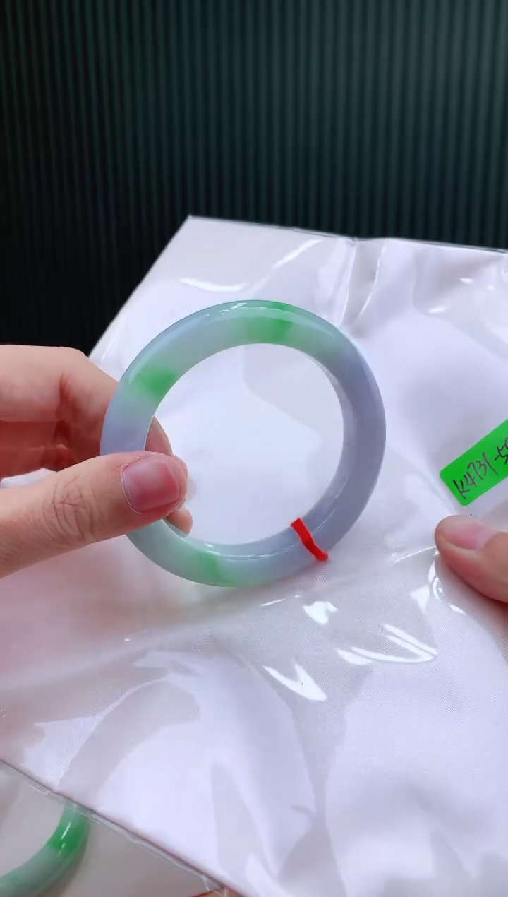 未镶嵌手镯翡翠55