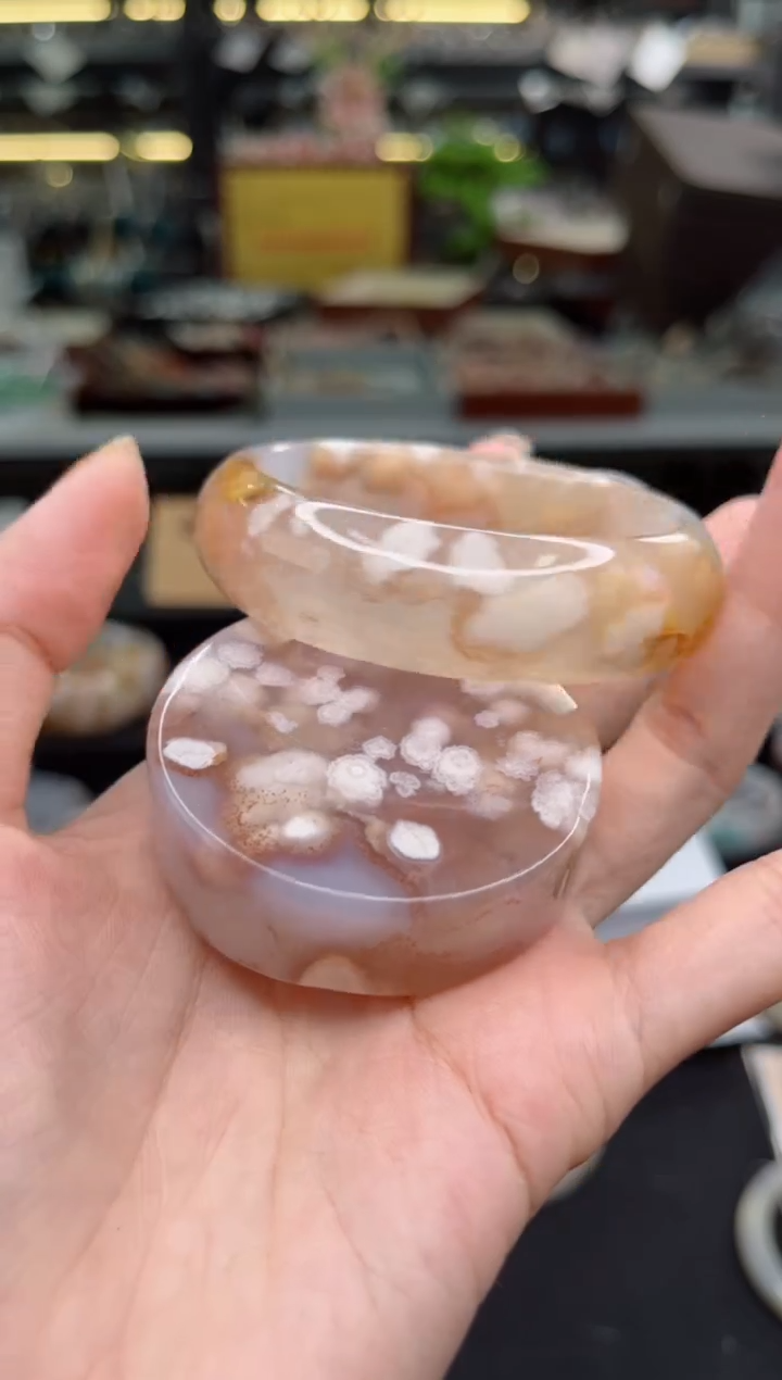 【闪购商品】石英质玉手镯未镶嵌52圈口（赠品镯心）3660154