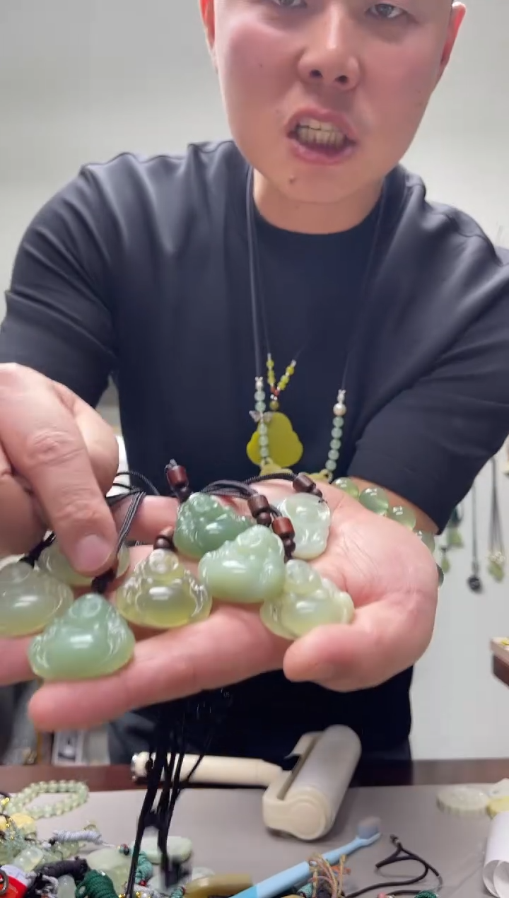 未镶嵌岫玉颈饰多样性发货其中发一