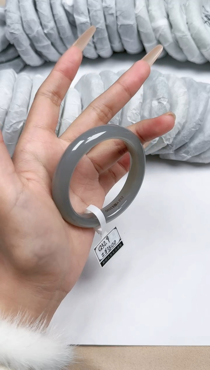 【闪购商品】和田玉手镯未镶嵌52/53圈口 YY