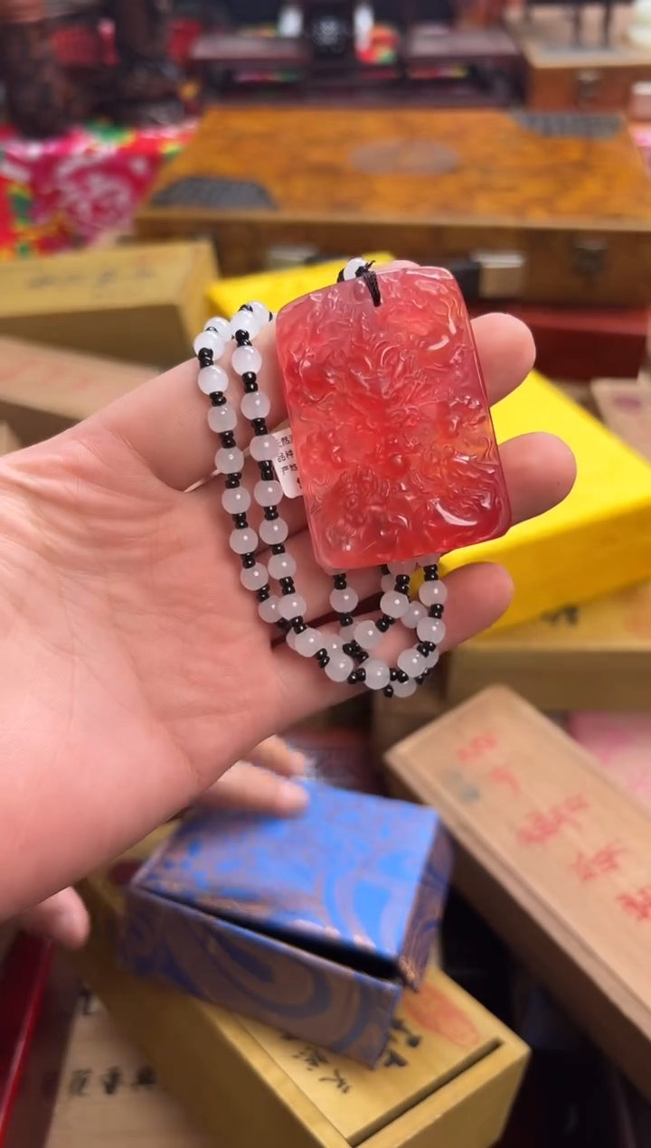 瓷片---云母龙牌