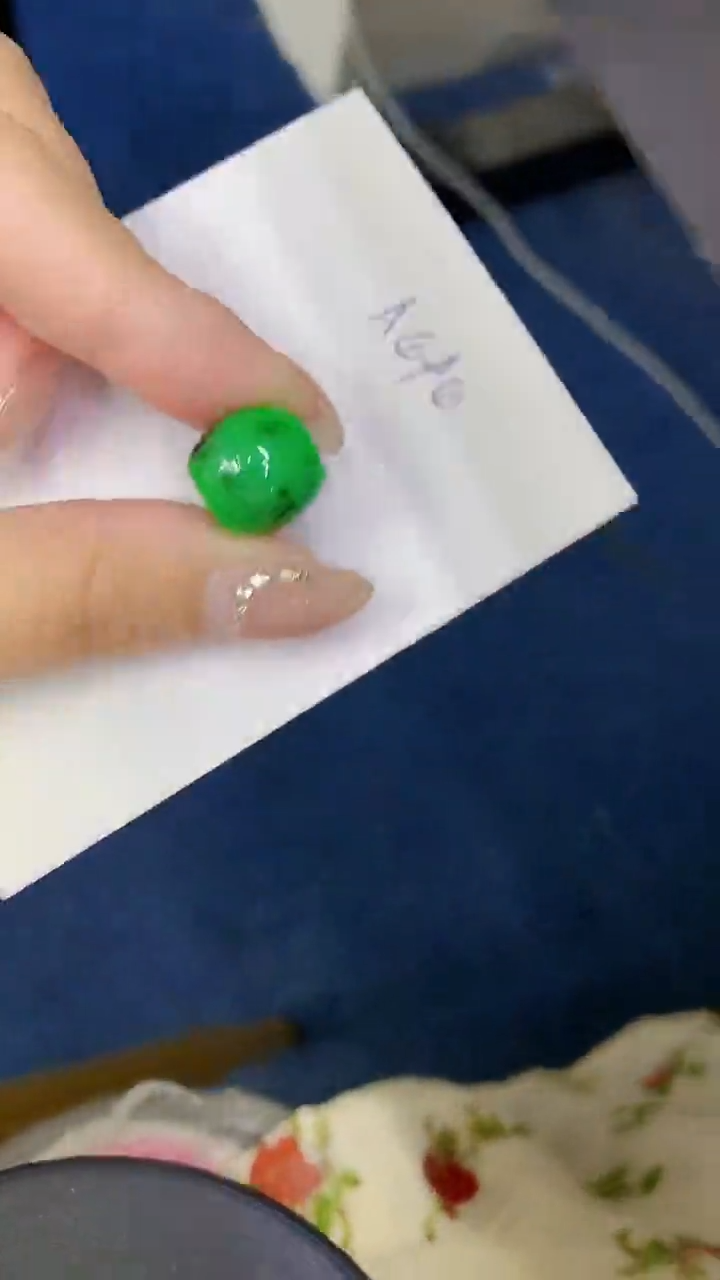 颈饰未镶嵌翡翠缅甸天然翡翠A货