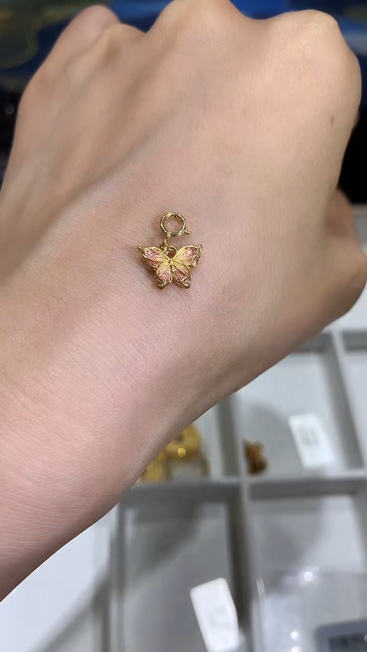 【闪购商品】18K金吊坠(不含链)蝴蝶吊坠