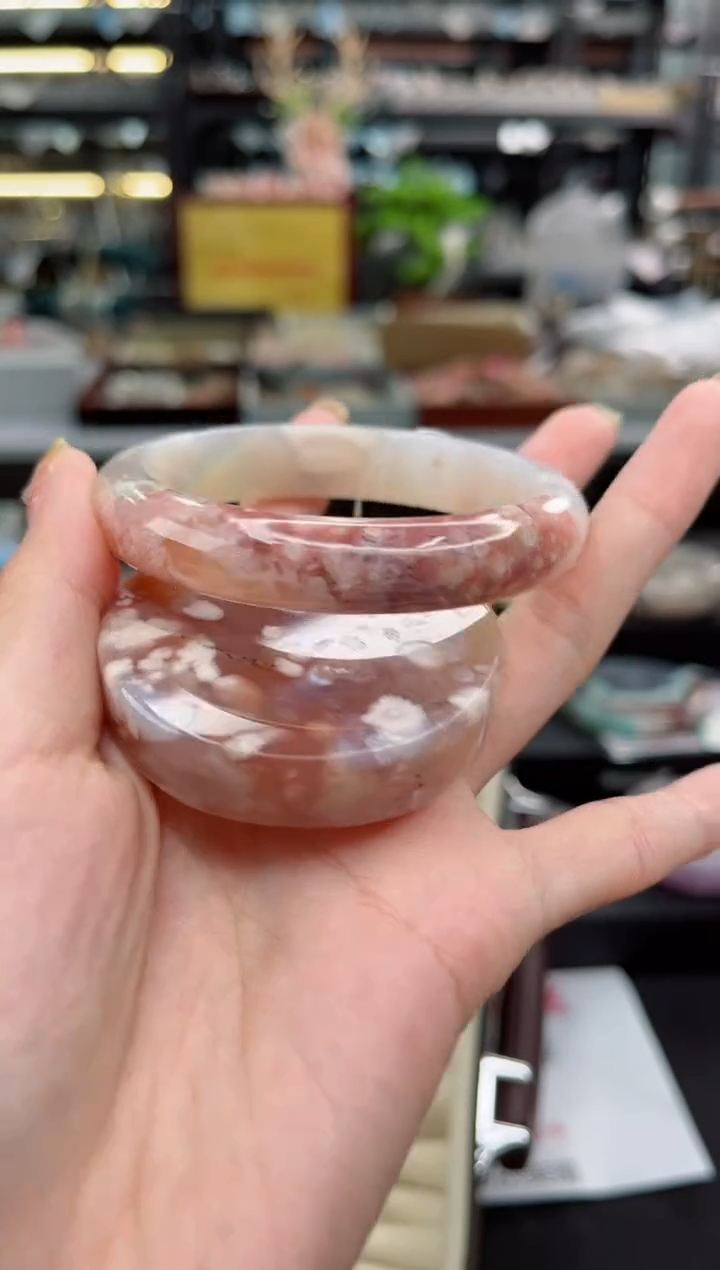 【闪购商品】石英质玉手镯未镶嵌58圈口（赠品镯心）6452226