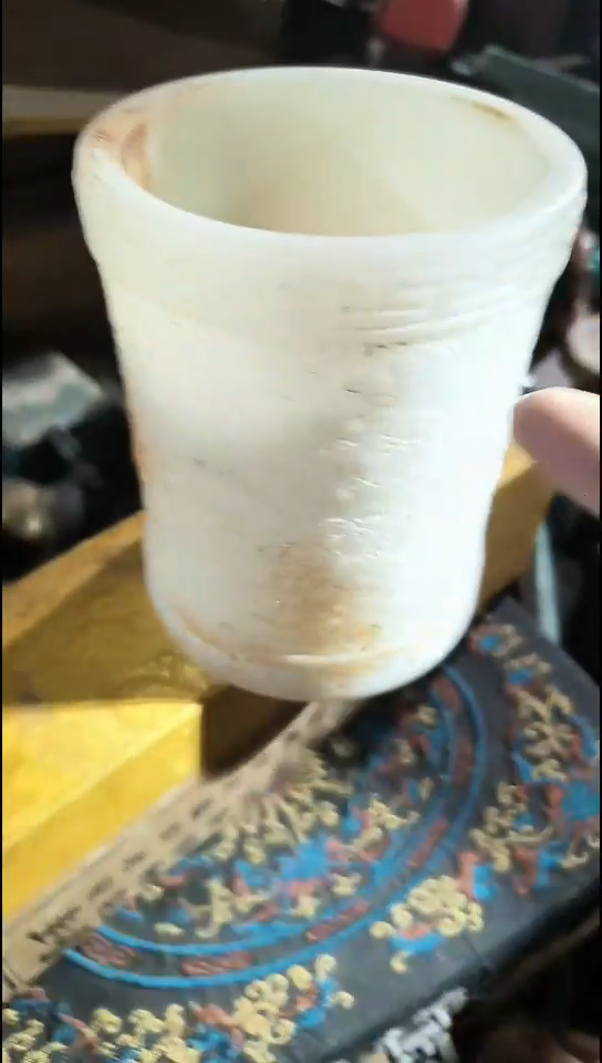 香榧木（1个白色笔筒0