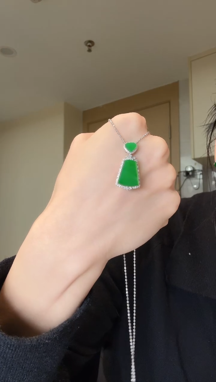 翡翠18K金镶嵌吊坠(不含链)天然翡翠吊坠