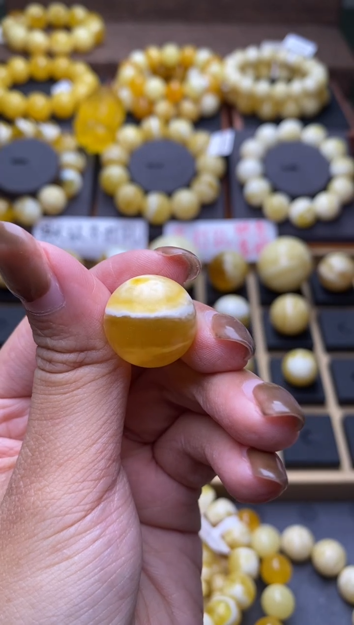 【闪购商品】琥珀裸石未镶嵌大小姐珠宝严选90