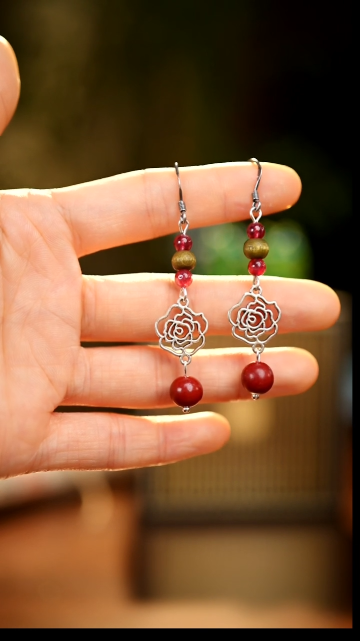 刺绣私人定制苗族手工Q885