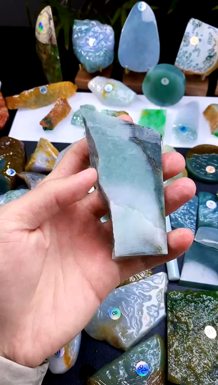 【闪购商品】定制翡翠未镶嵌翡翠