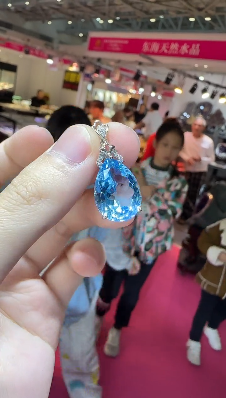 颈饰银S925镶嵌托帕石13*18mm