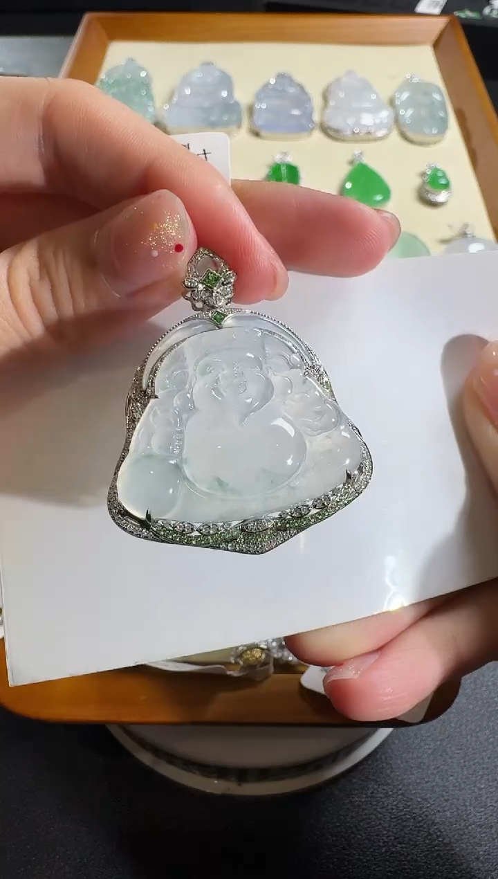 【闪购商品】翡翠吊坠(不含链)18K金镶嵌【源头工厂】钻石镶嵌