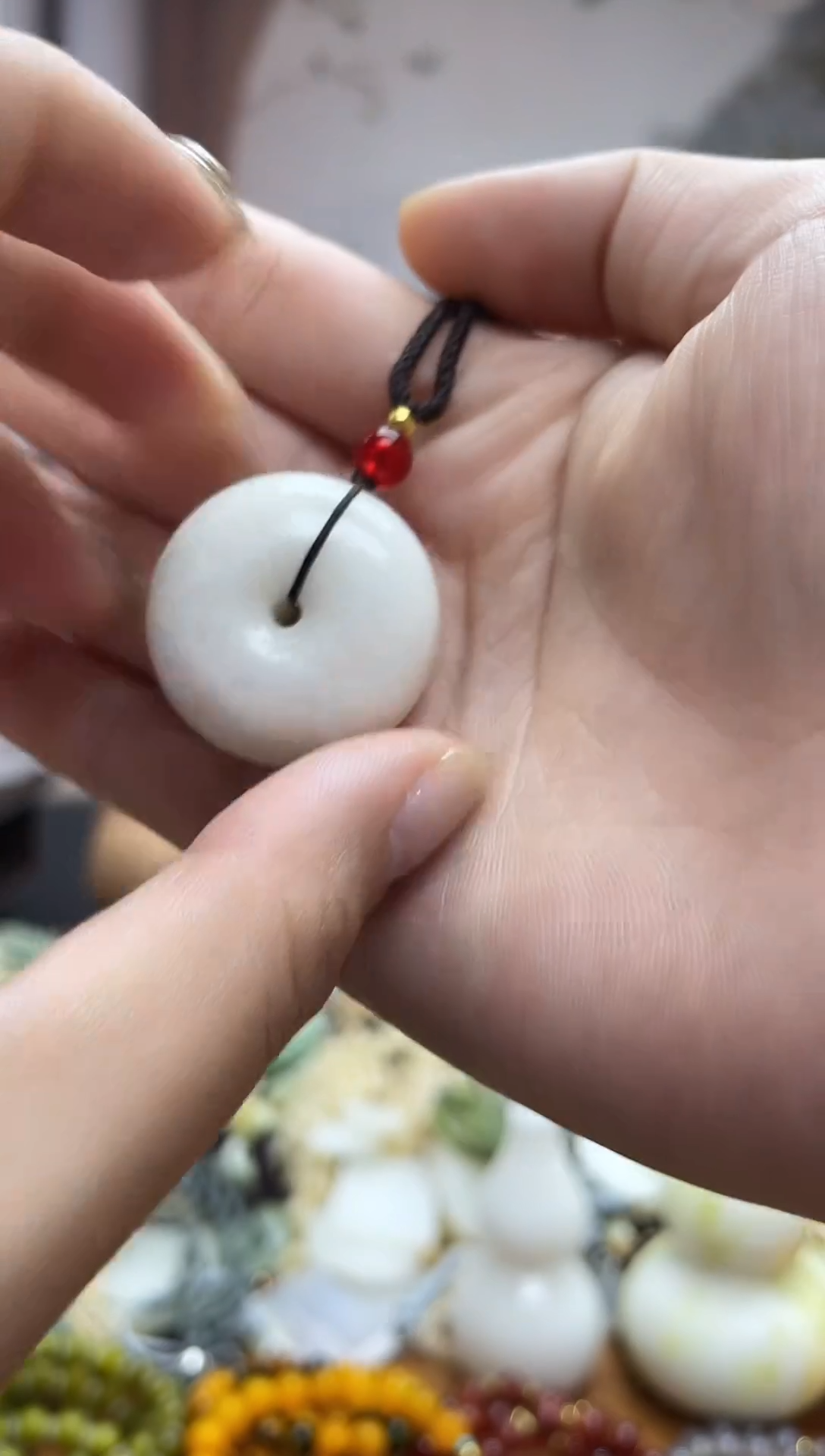 未镶嵌岫玉吊坠·