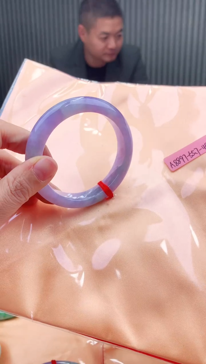 未镶嵌手镯翡翠55+