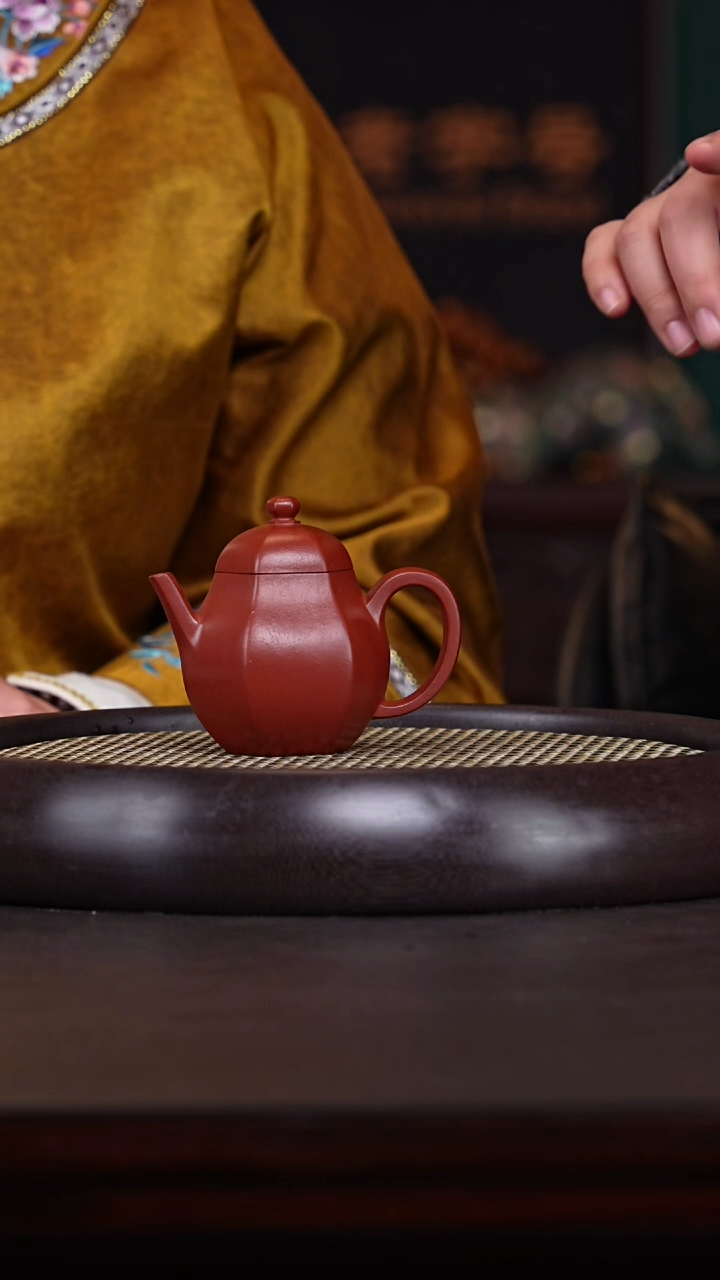 【闪购商品】紫砂茶壶夏文芸29-60 海棠红160c