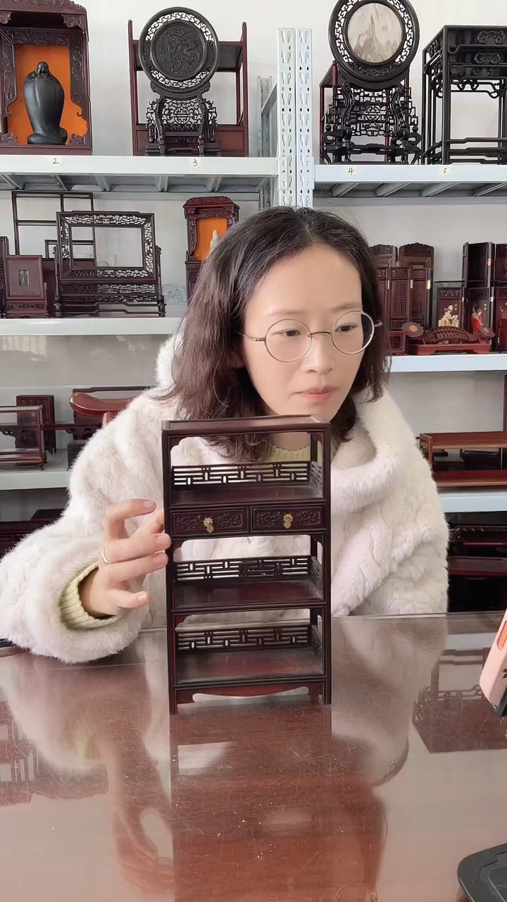 红酸枝木类巴里黄檀小书架   95