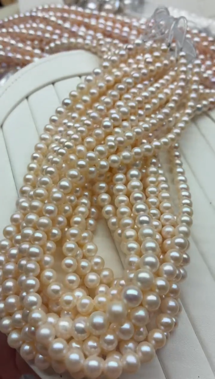 项链未镶嵌淡水珍珠多样性发其一，非无暇