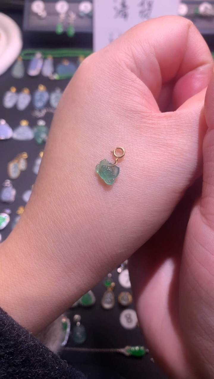 【闪购商品】翡翠吊坠(不含链)18K金镶嵌111111