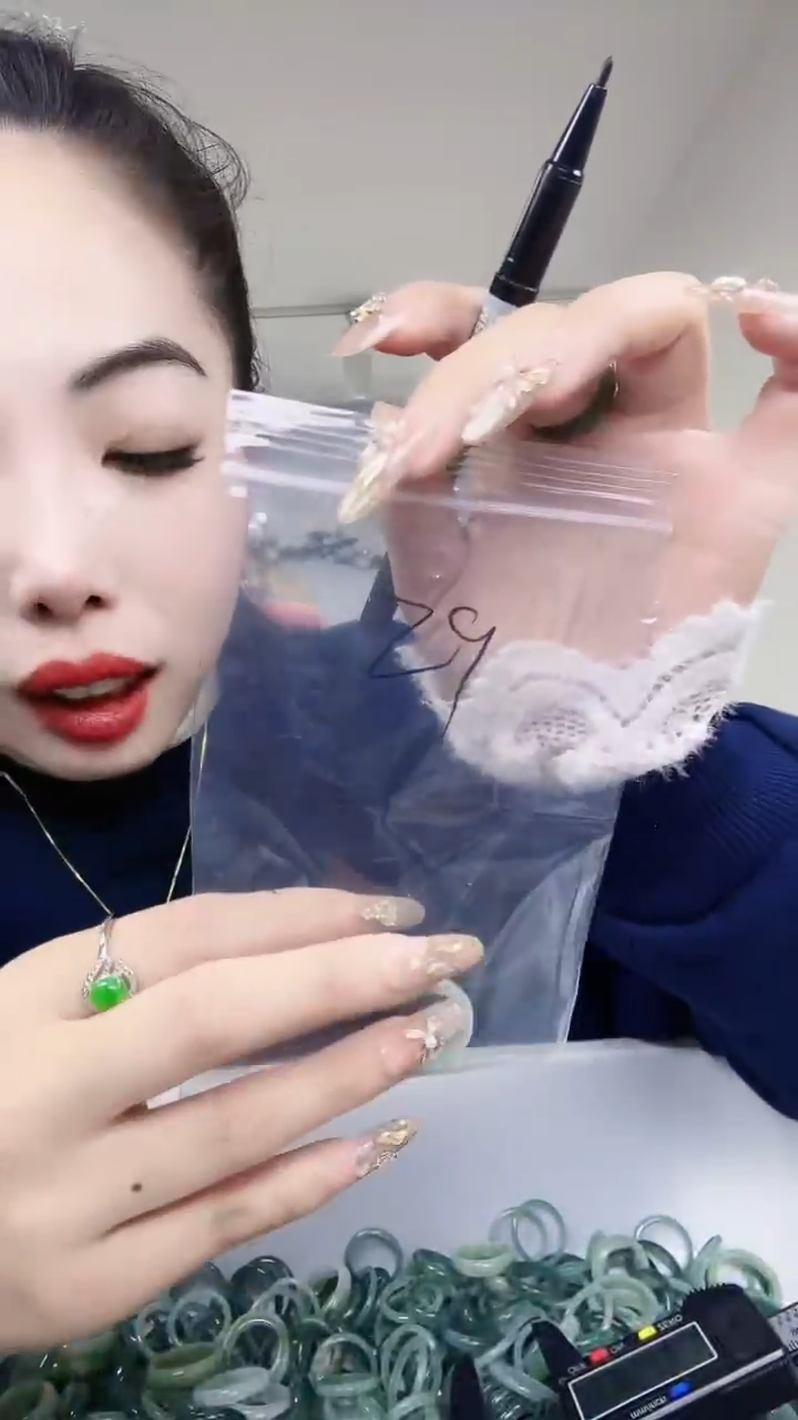 【闪购商品】翡翠戒指未镶嵌翡翠戒圈 18圈口