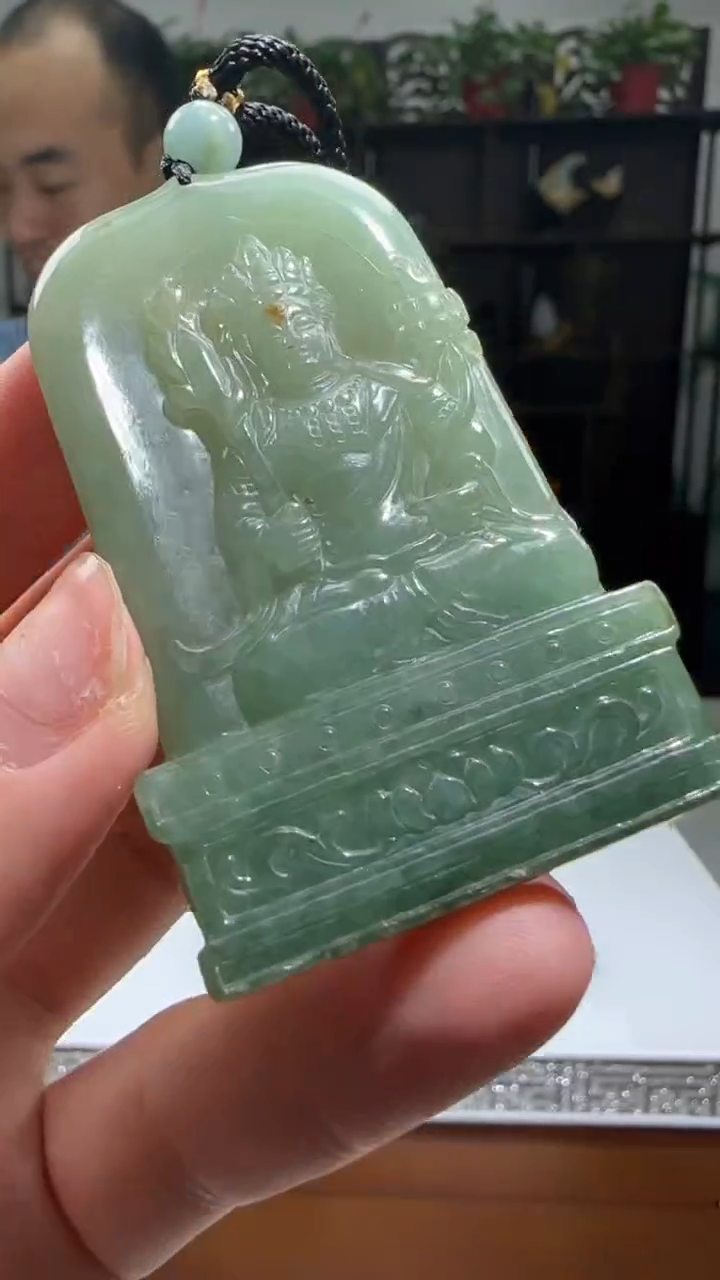 【闪购商品】翡翠颈饰未镶嵌天然翡翠A货吊坠