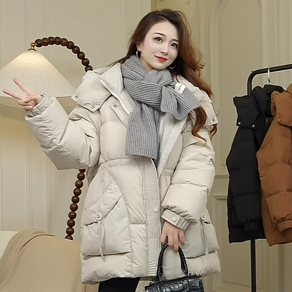 韩版显瘦加厚羽绒服女冬季收腰口袋纽扣百搭气质外套中长款