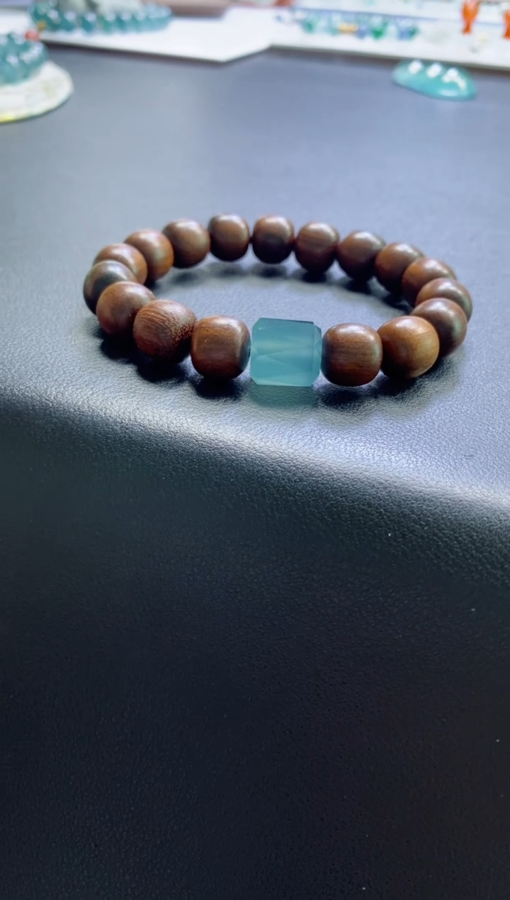 颈饰未镶嵌翡翠紫****️1003936383(卡12左右)