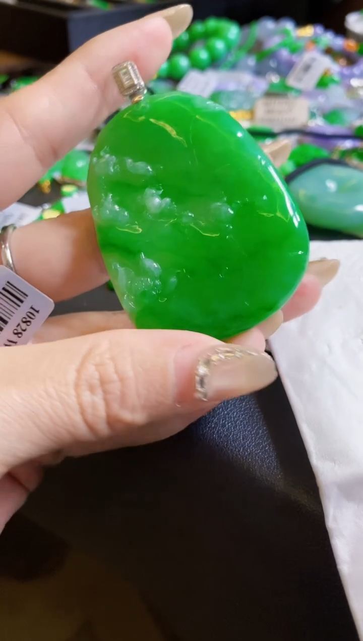 【闪购商品】定制翡翠18K金镶嵌荷叶