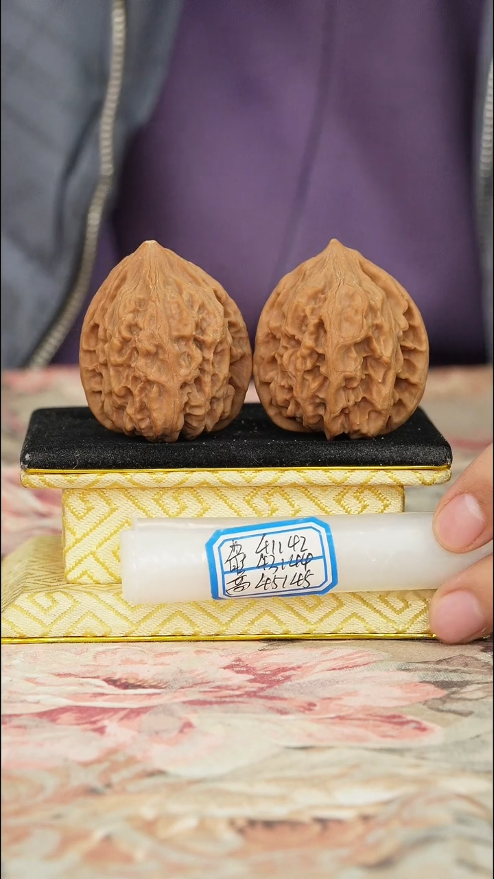 【闪购商品】文玩核桃把件鸡心有修