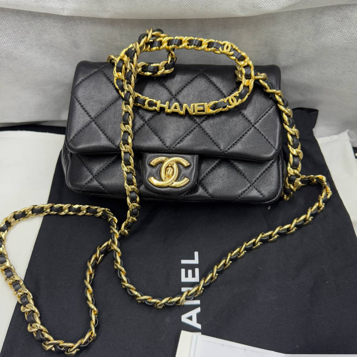 99新 Chanel/香奈儿 小花姑姑438773 23C 黑金圆环手柄大mini芯片