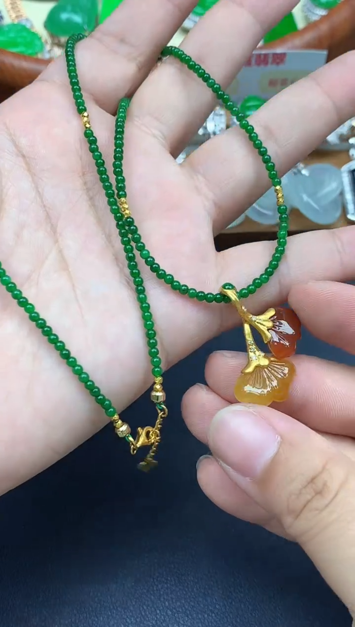 颈饰18K金镶嵌翡翠437-中国好珍宝